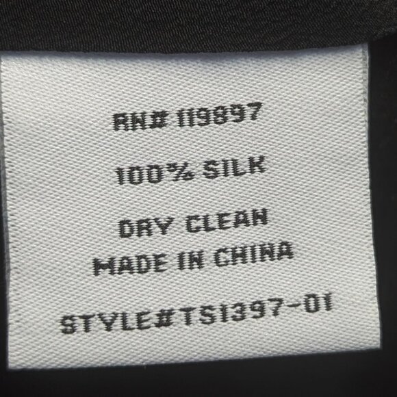 NWT Collective Concepts Size Small 100% Silk Black Cap Sleeved Tank - Picture 8 of 10